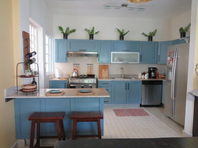 Beautiful House - Casa en Altos de Panamá